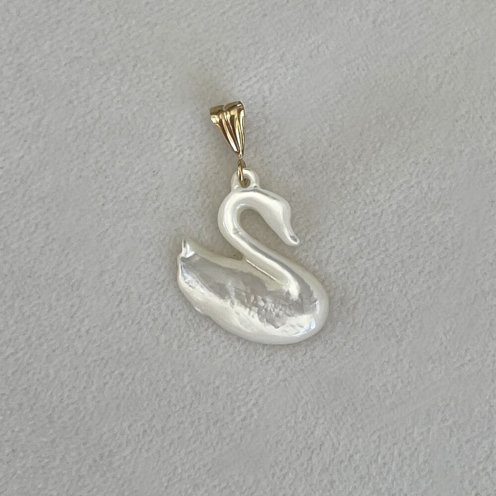 Solid 14K Yellow Mother of Pearl Swan Pendant Charm Necklace 90s Boho Coquette